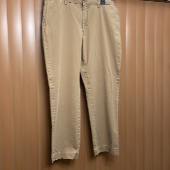 Ultra soft cotton stretch fabric chino in size 36x30 in tan. - Picture 3 of 4